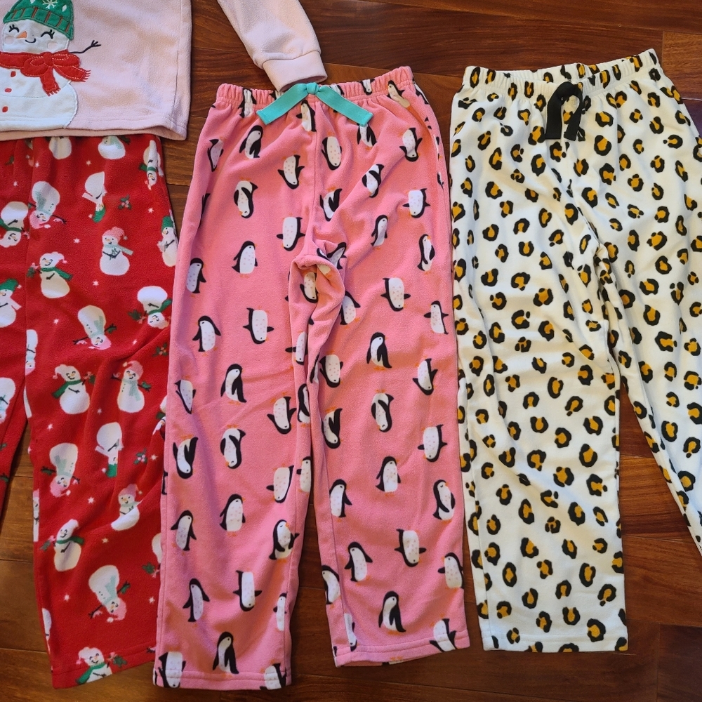 Lot / Bundle of Cozy Winter Pajamas Size 7 Girls